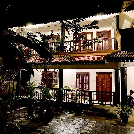 Tattwamasi Ayuryoga With Breakfast And Yoga Hotel Varkala Eksteriør billede
