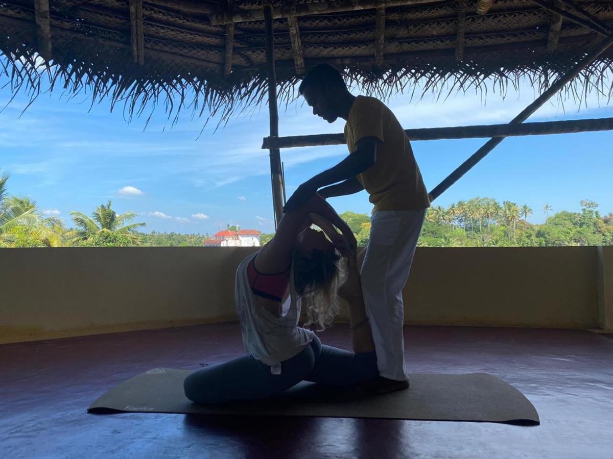 Tattwamasi Ayuryoga With Breakfast And Yoga Hotel Varkala Eksteriør billede